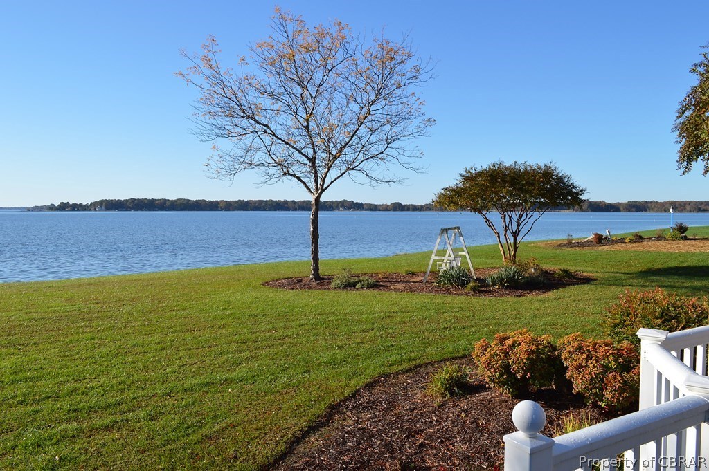 34 Riverside Lane Reedville, VA 22539 - Photo 2 of 29