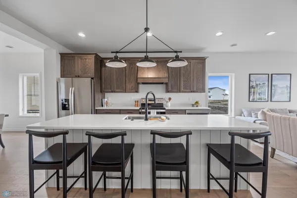 $499,900 | 8335 61st Street South, Horace, ND 58047