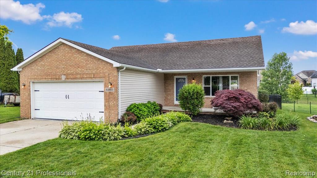 53611 County Line Road New Baltimore, MI 48047 - Photo 2 of 29 Gallery Image 2