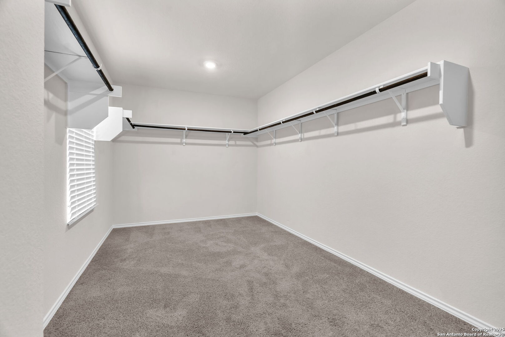 105 Honors Street Floresville, TX 78114 - Photo 24 of 36 a view of a small space