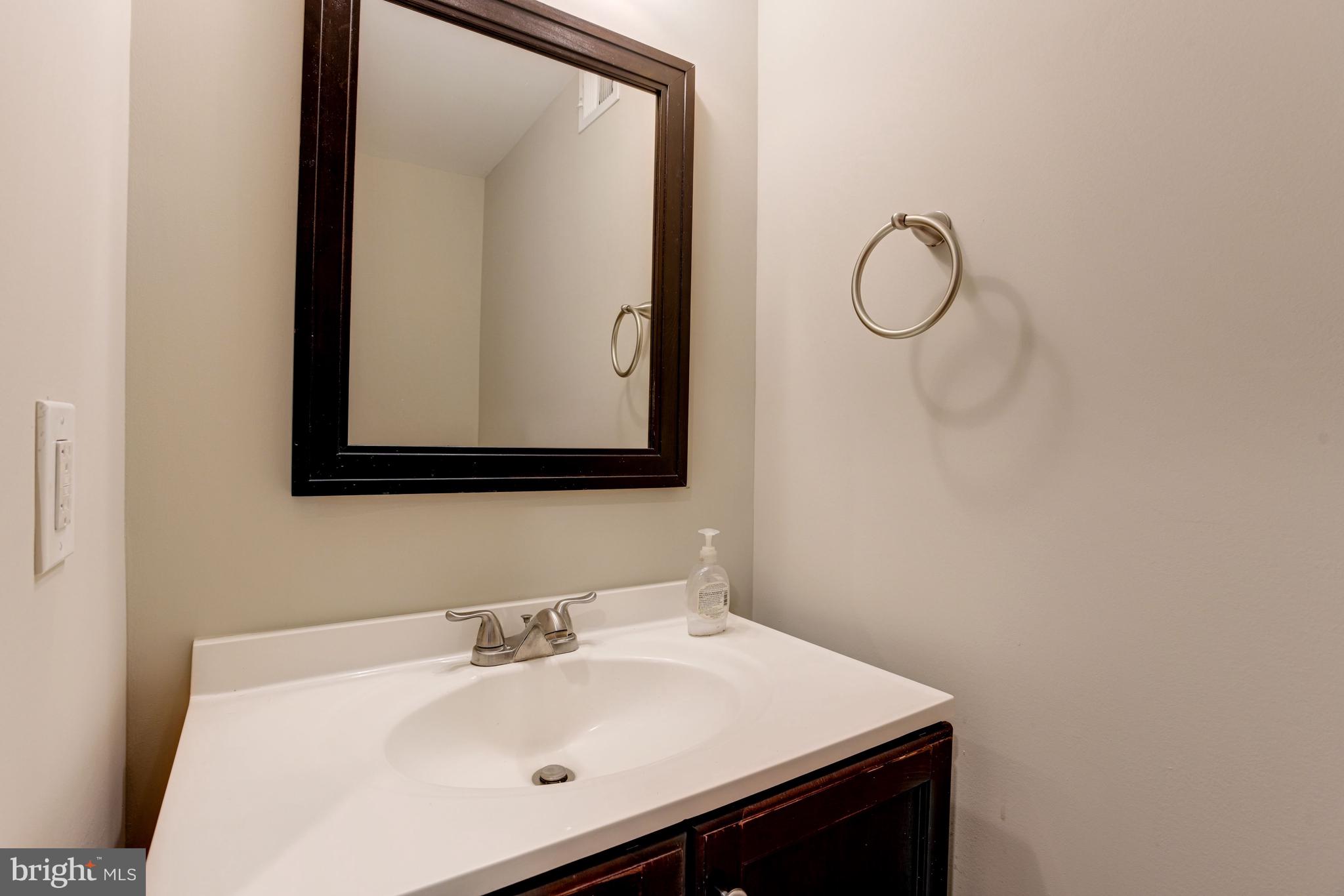 1819 Light Street Baltimore, MD 21230 - Photo 12 of 39 Powder Room