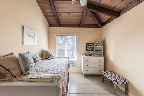 $18,000 | 34 Beach Plum Road, Montauk, NY 11954