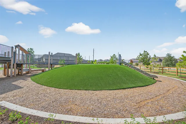 $294,850 | 19550 Perissa Ter Drive, Hockley, TX 77447