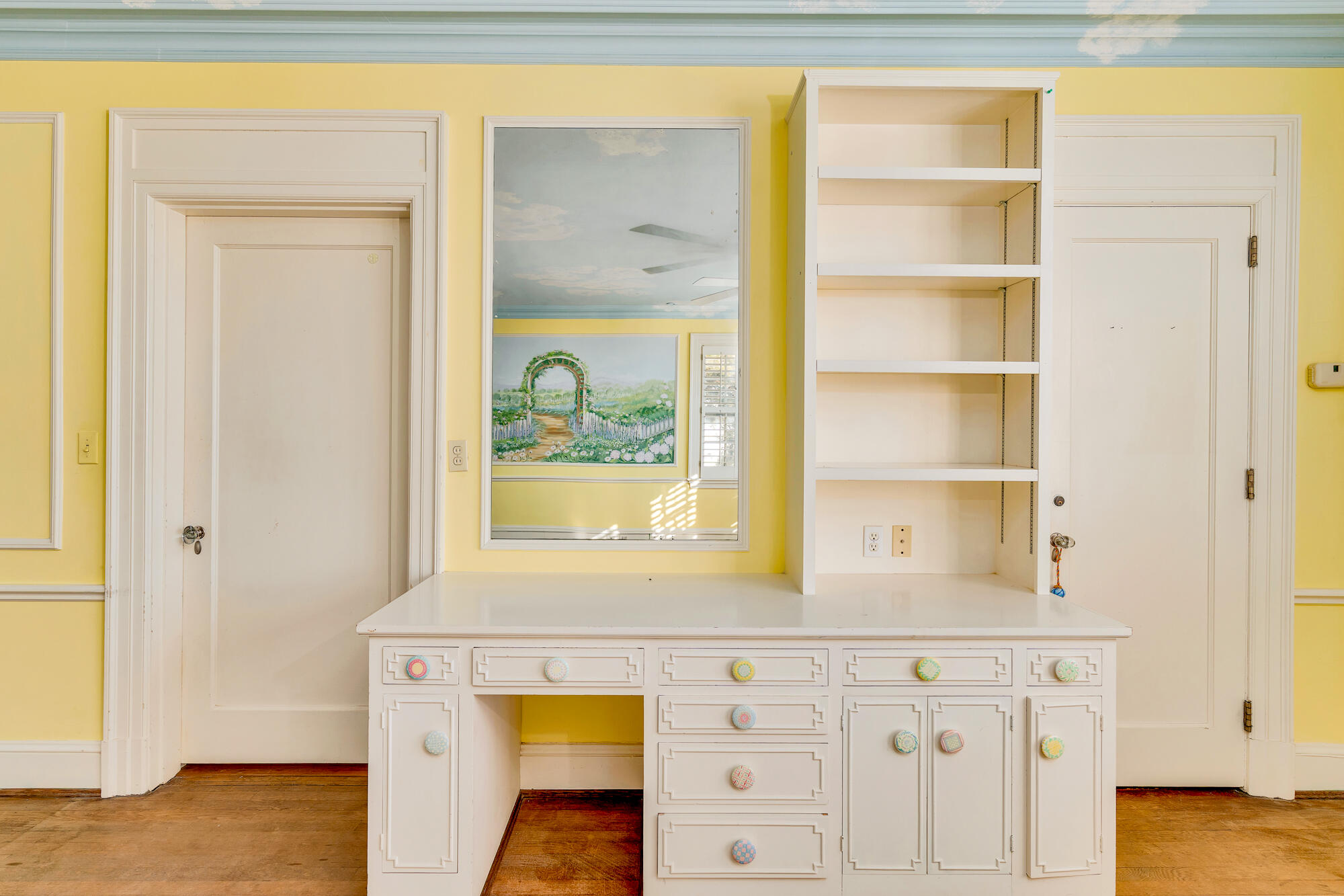 710 West Brow Road Lookout Mountain, TN 37350 - Photo 61 of 94 Built-Ins