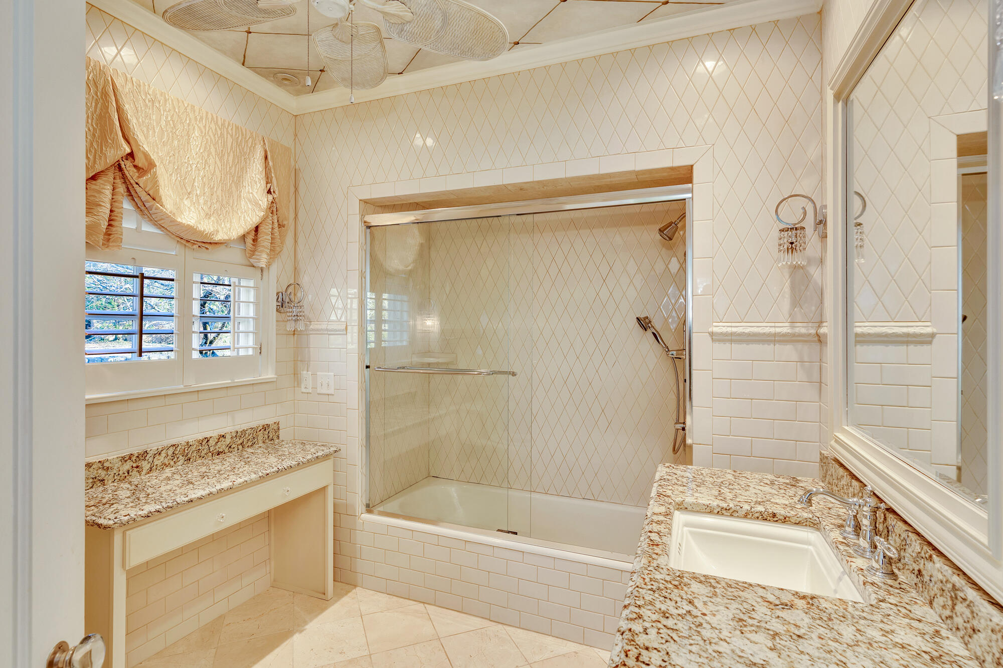 710 West Brow Road Lookout Mountain, TN 37350 - Photo 62 of 94 Full Ensuite Bathroom
