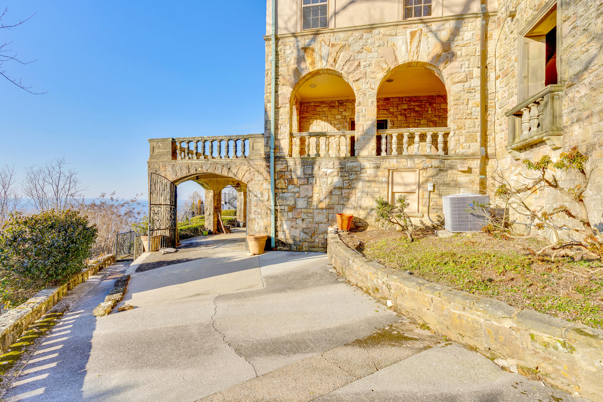 710 West Brow Road Lookout Mountain, TN 37350 - Photo 64 of 94 Exterior of Home