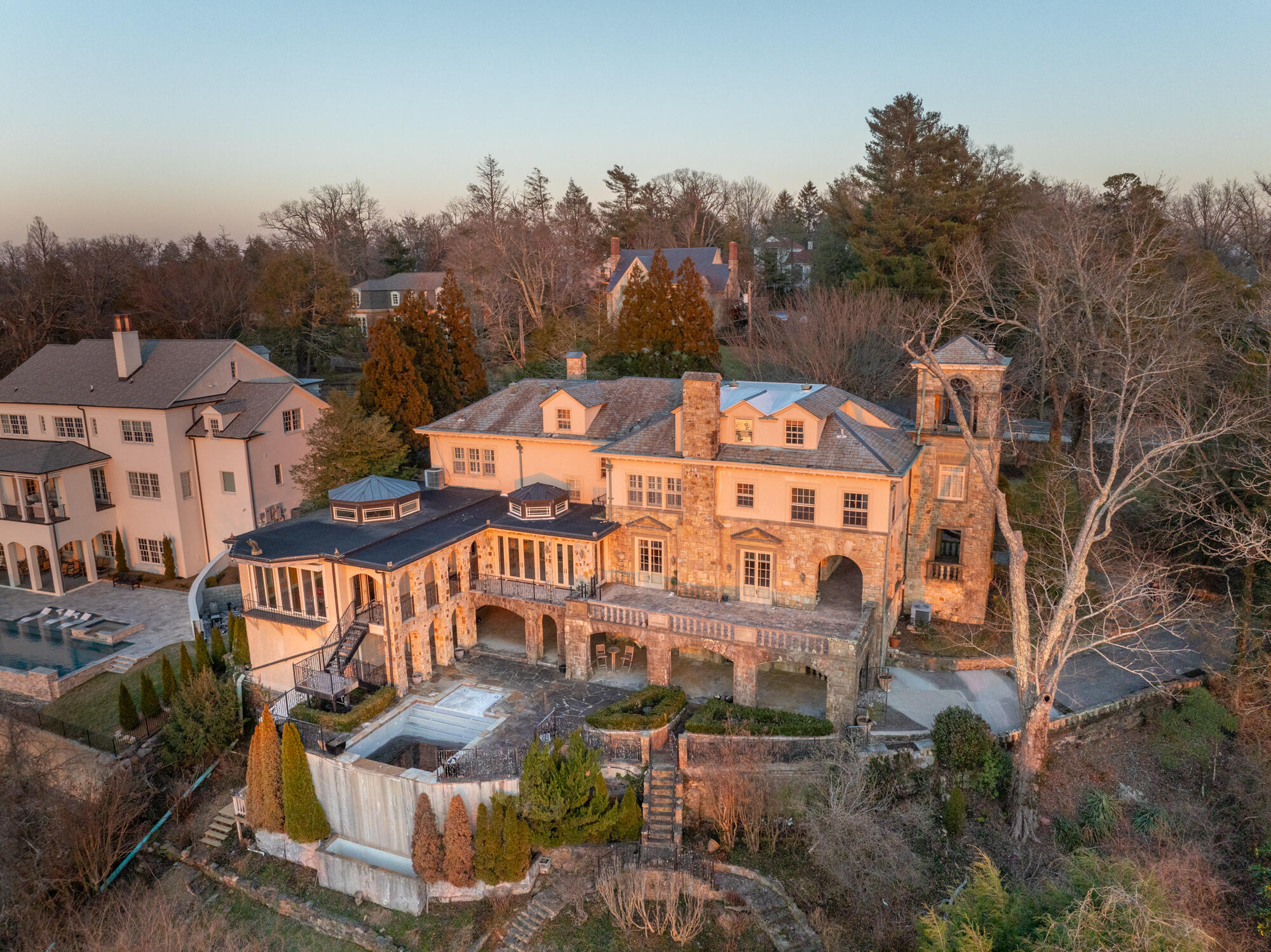 710 West Brow Road Lookout Mountain, TN 37350 - Photo 87 of 94 Back of Home - Aerial View