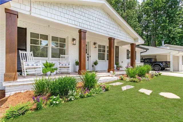 $3,850 | 2357 Cortez Way Northeast, Brookhaven, GA 30319