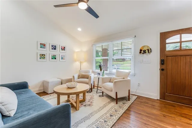 $3,850 | 2357 Cortez Way Northeast, Brookhaven, GA 30319