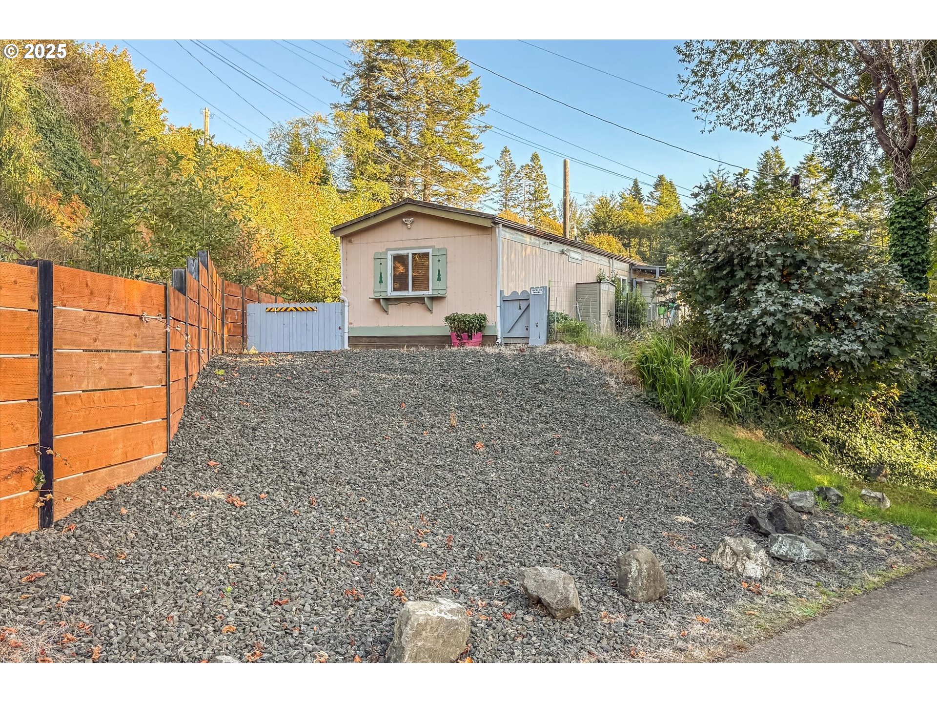 66642 East Bay Road North Bend, OR 97459 - Photo 2 of 31 Gallery Image 2