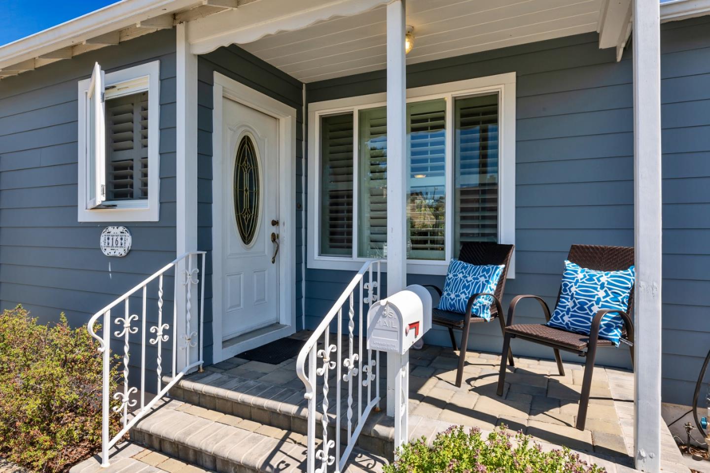 16 North Rochester Street San Mateo, CA 94401 - Photo 3 of 27 a view of two chairs in the balcony
