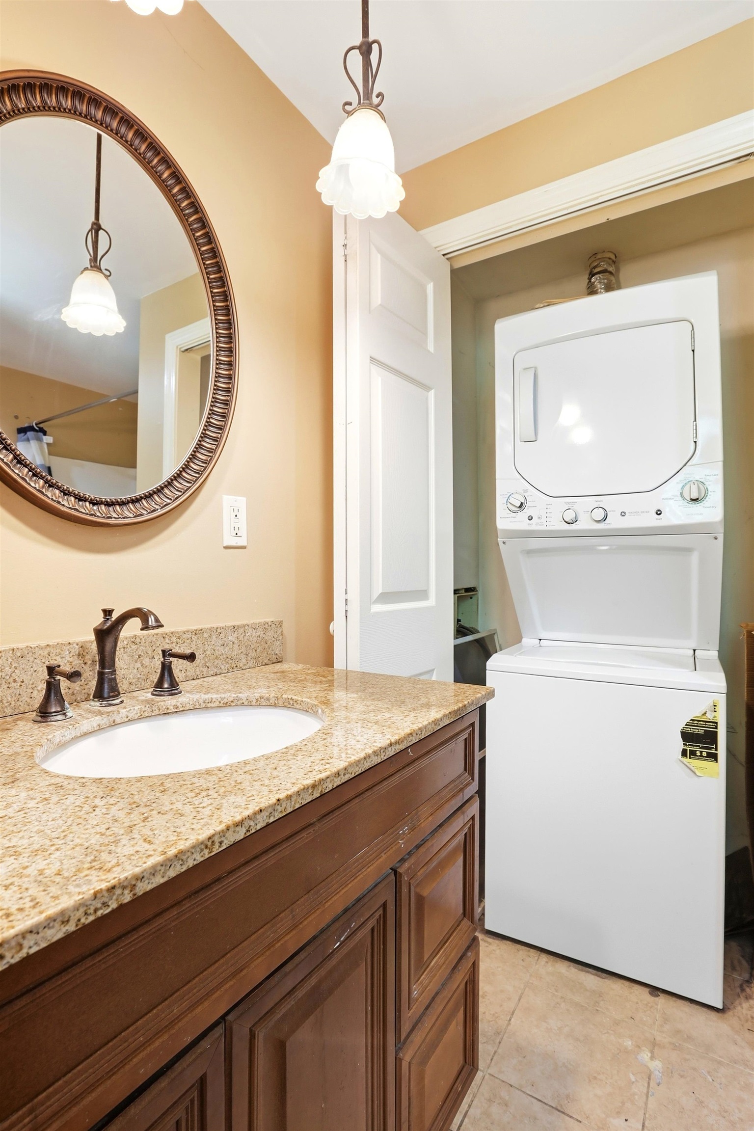 107 Bedford Road Merrimack, NH 03054 - Photo 31 of 38 Gallery Image 31