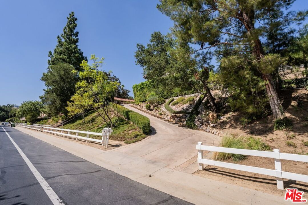 53 Bell Cyn Road Bell Canyon, CA 91307 - Photo 3 of 41 Gallery Image 3