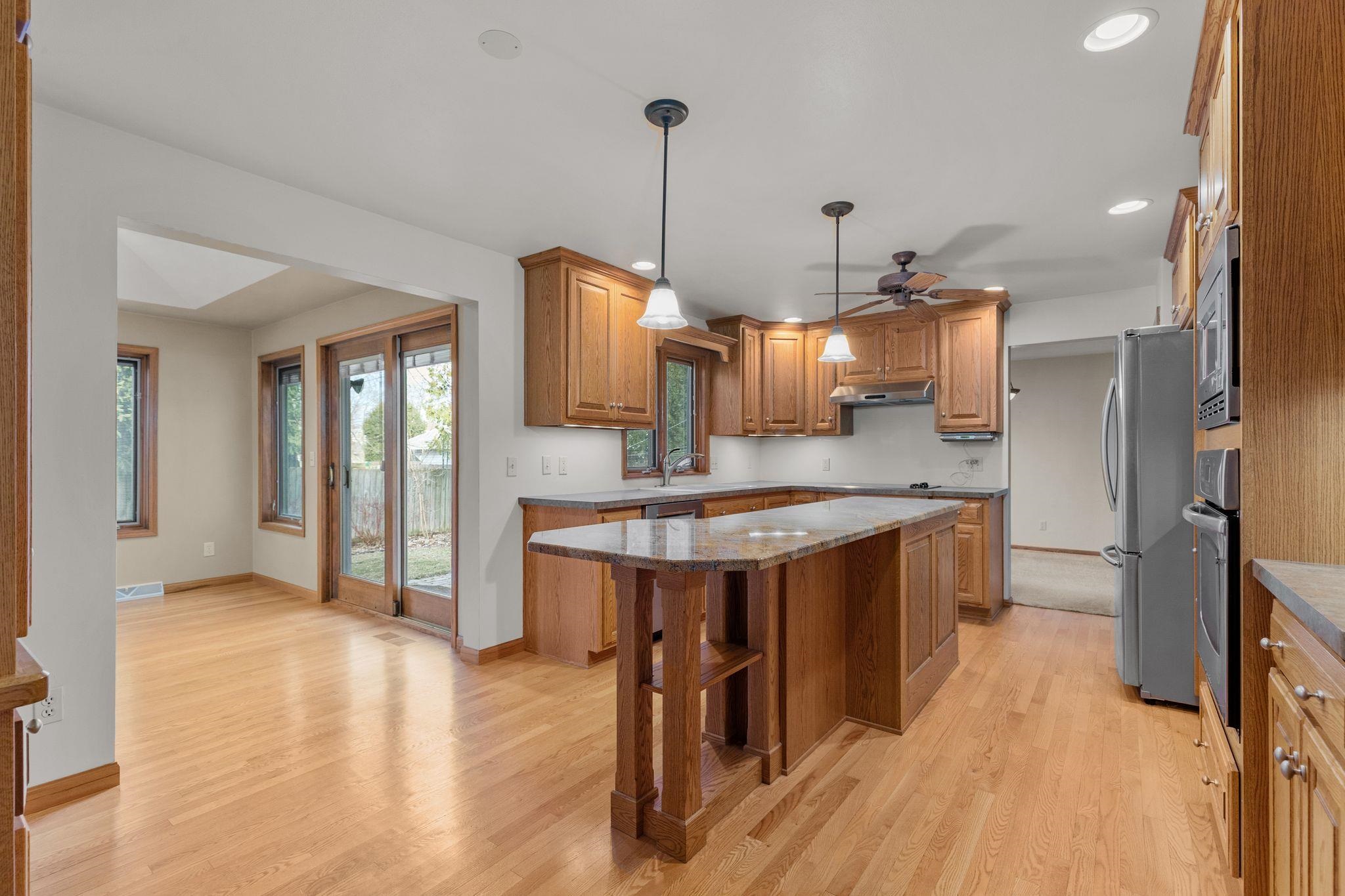 2101 North Eugene Street Appleton, WI 54914 - Photo 5 of 48