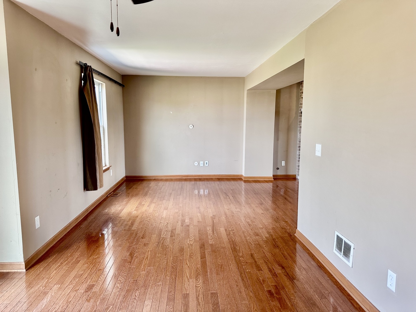 811 Water Stone Way Malta, IL 60150 - Photo 5 of 27 a view of a livingroom with wooden floor