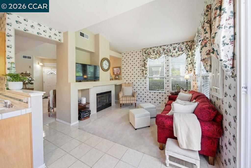 4901 Keller Ridge Drive Clayton, CA 94517 - Photo 11 of 42