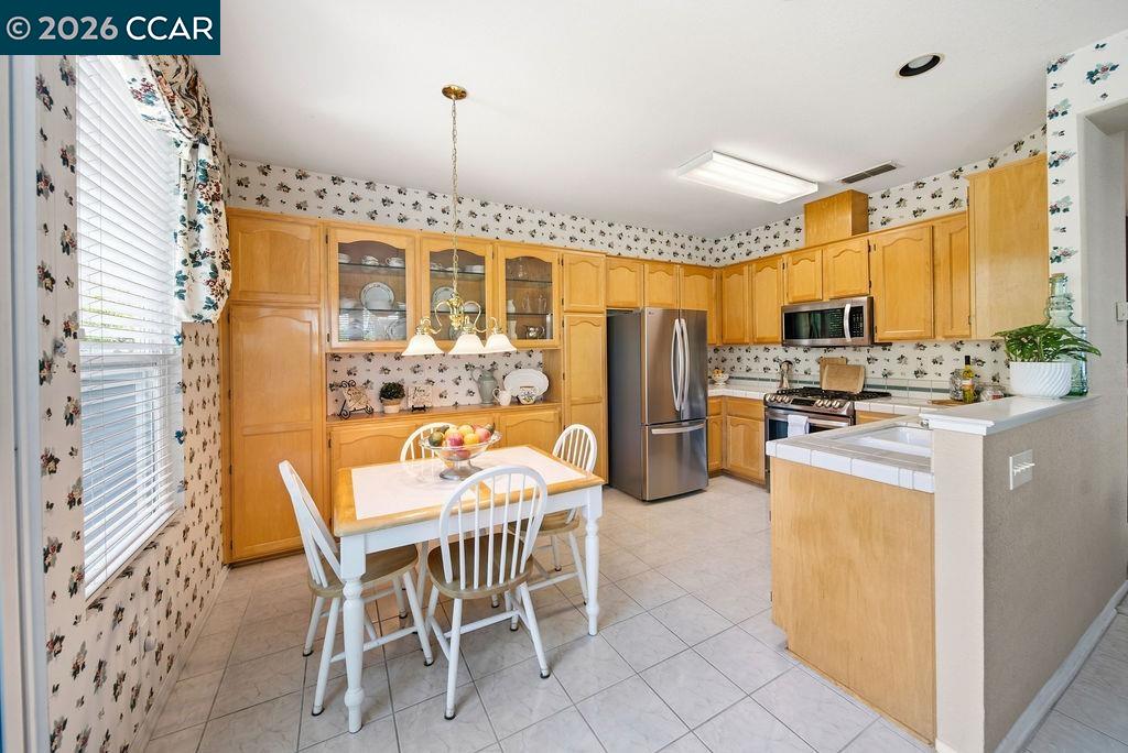 4901 Keller Ridge Drive Clayton, CA 94517 - Photo 12 of 42