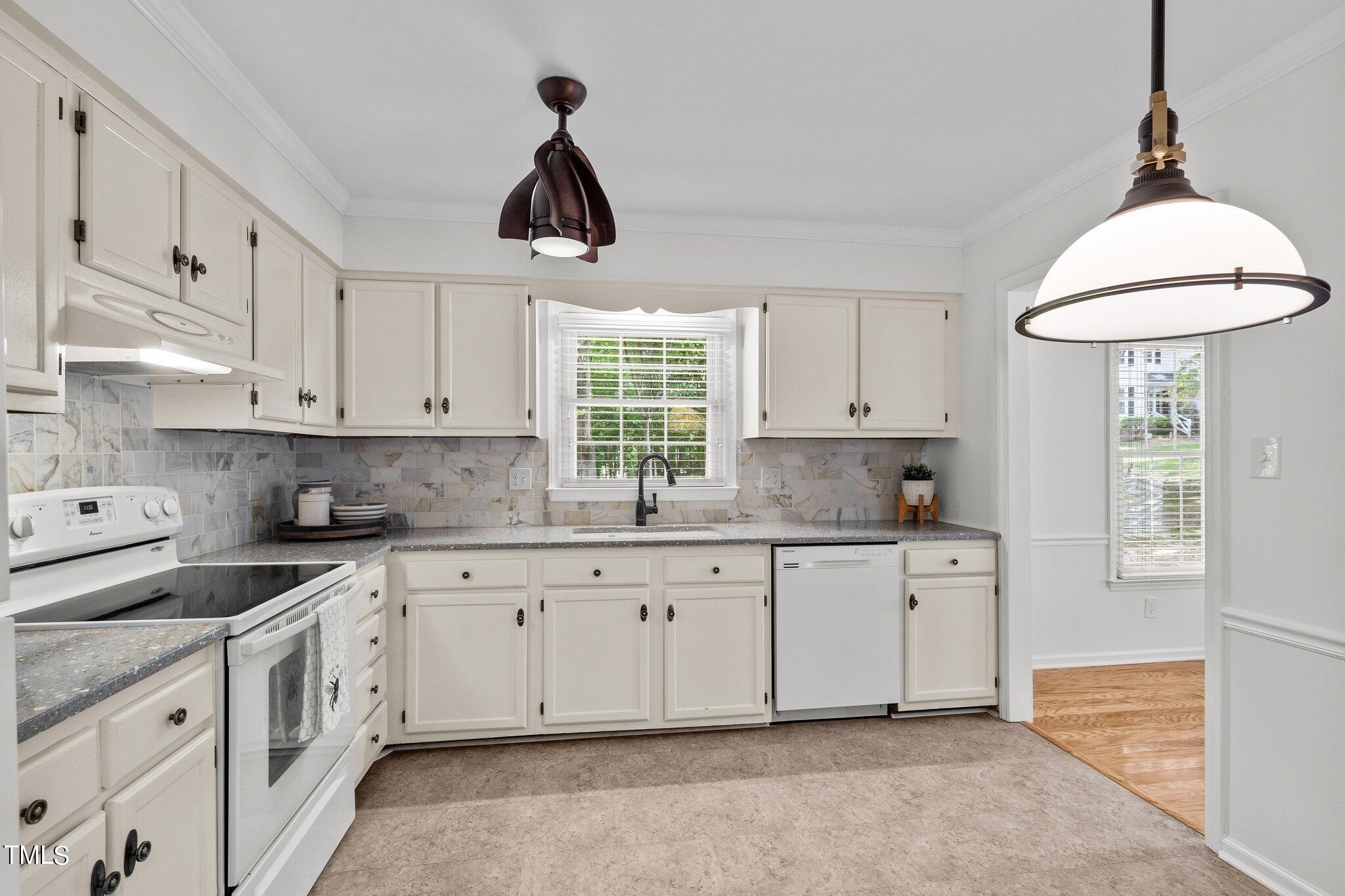 243 Wetherburn Lane Raleigh, NC 27615 - Photo 12 of 33 12-web-or-mls-_NFP6264