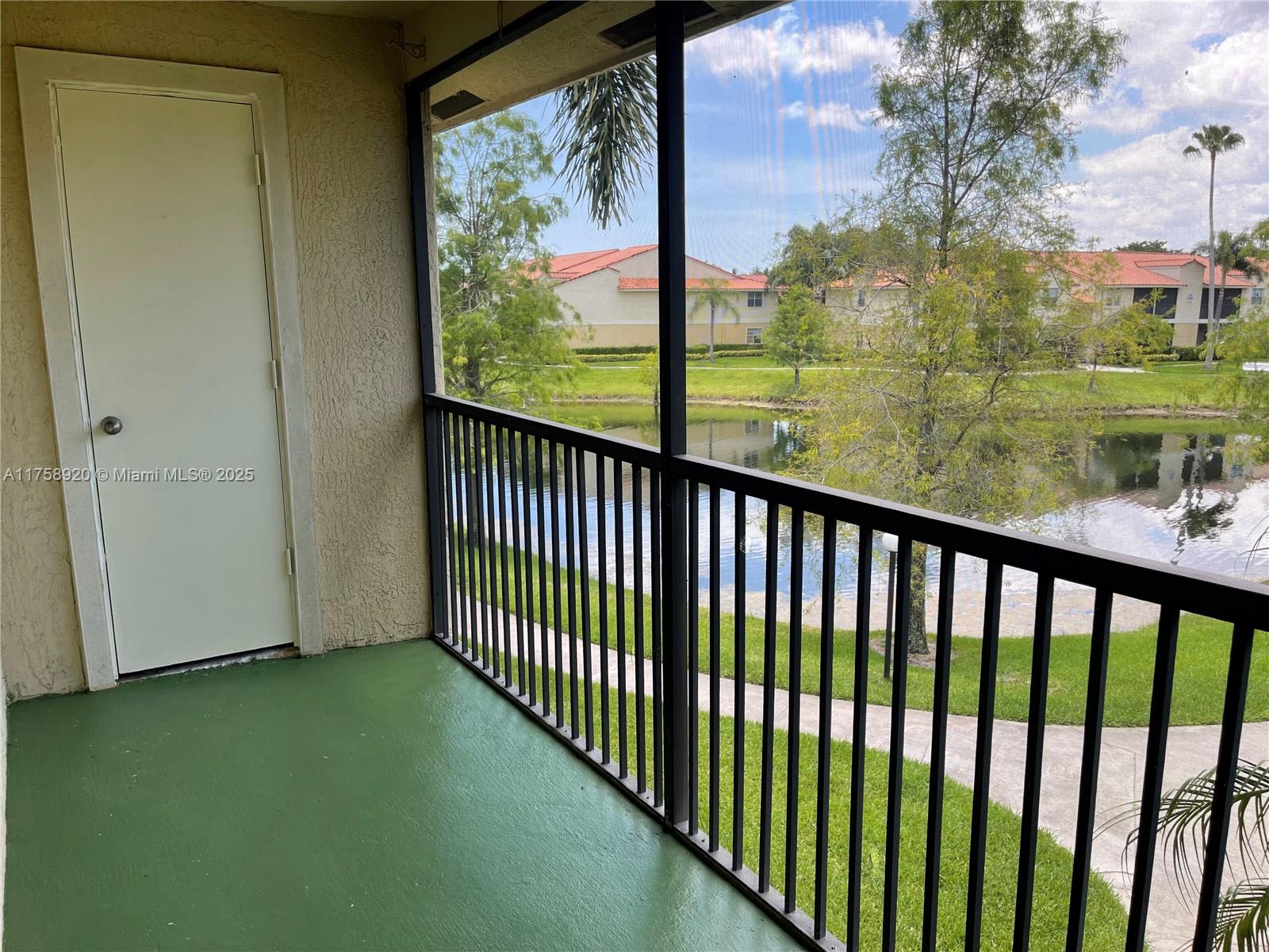 1247 Southwest 46th Avenue, Unit 1312 Pompano Beach, FL 33069 - Photo 15 of 30