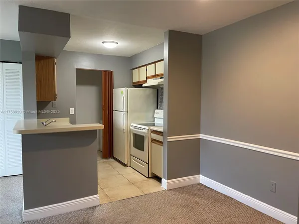 $235,000 | 1247 Southwest 46th Avenue, Unit 1312, Pompano Beach, FL 33069