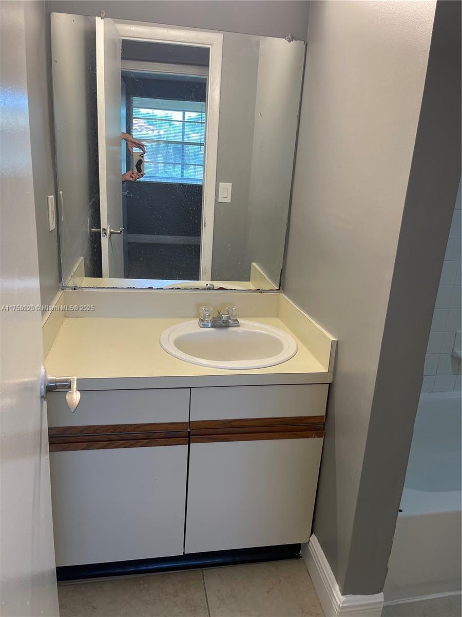 1247 Southwest 46th Avenue, Unit 1312 Pompano Beach, FL 33069 - Photo 7 of 30