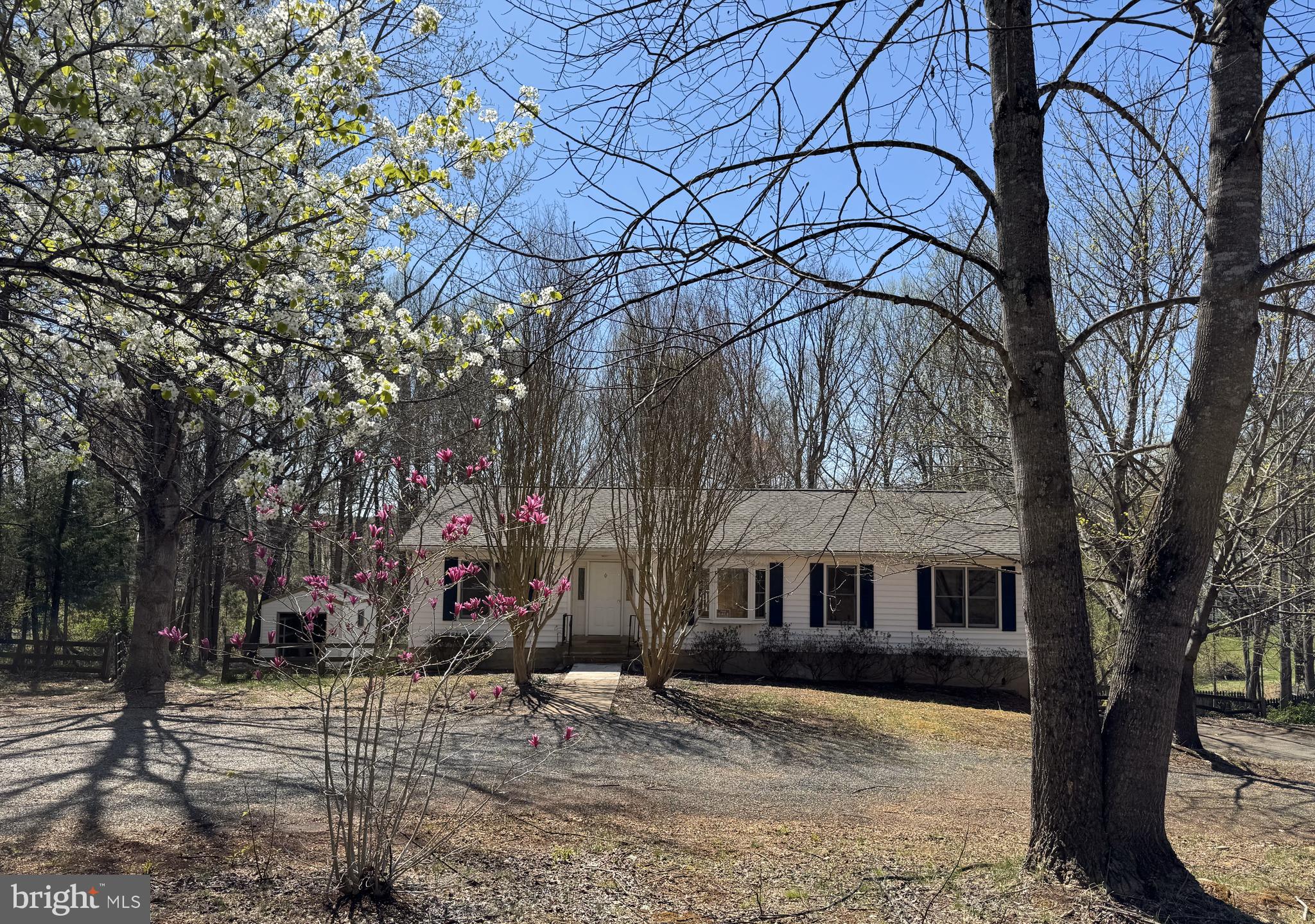 18118 Waterloo Road Amissville, VA 20106 - Photo 2 of 33 Gallery Image 2