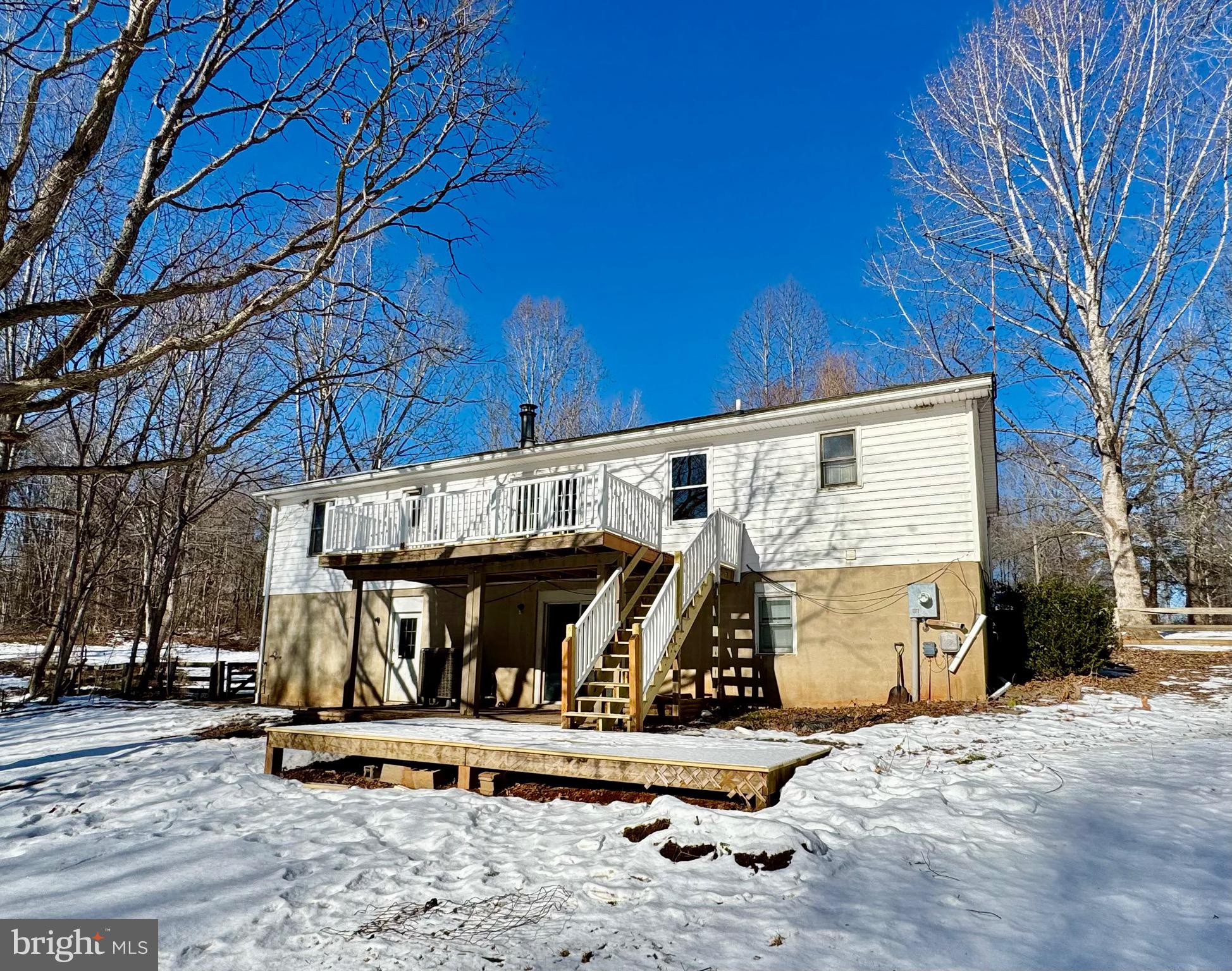 18118 Waterloo Road Amissville, VA 20106 - Photo 8 of 33 Gallery Image 8