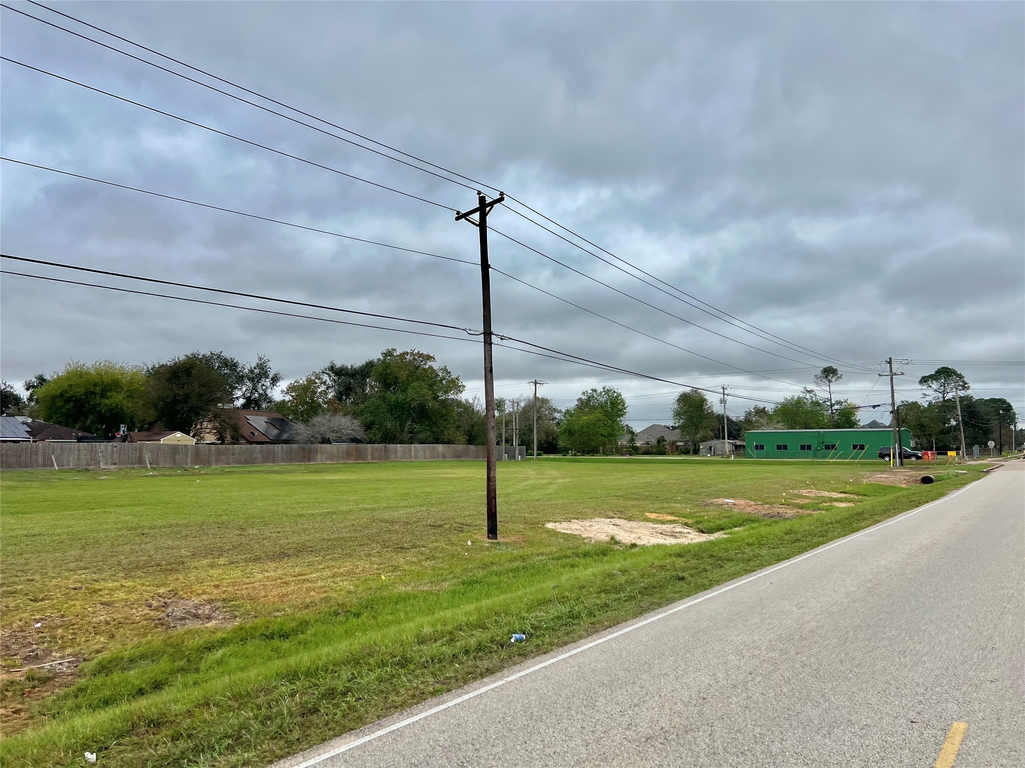 0 North Valderas Street Angleton, TX 77515 - Photo 2 of 7