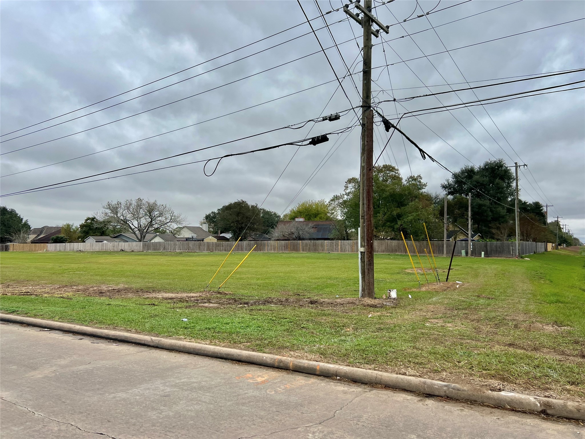 0 North Valderas Street Angleton, TX 77515 - Photo 4 of 7