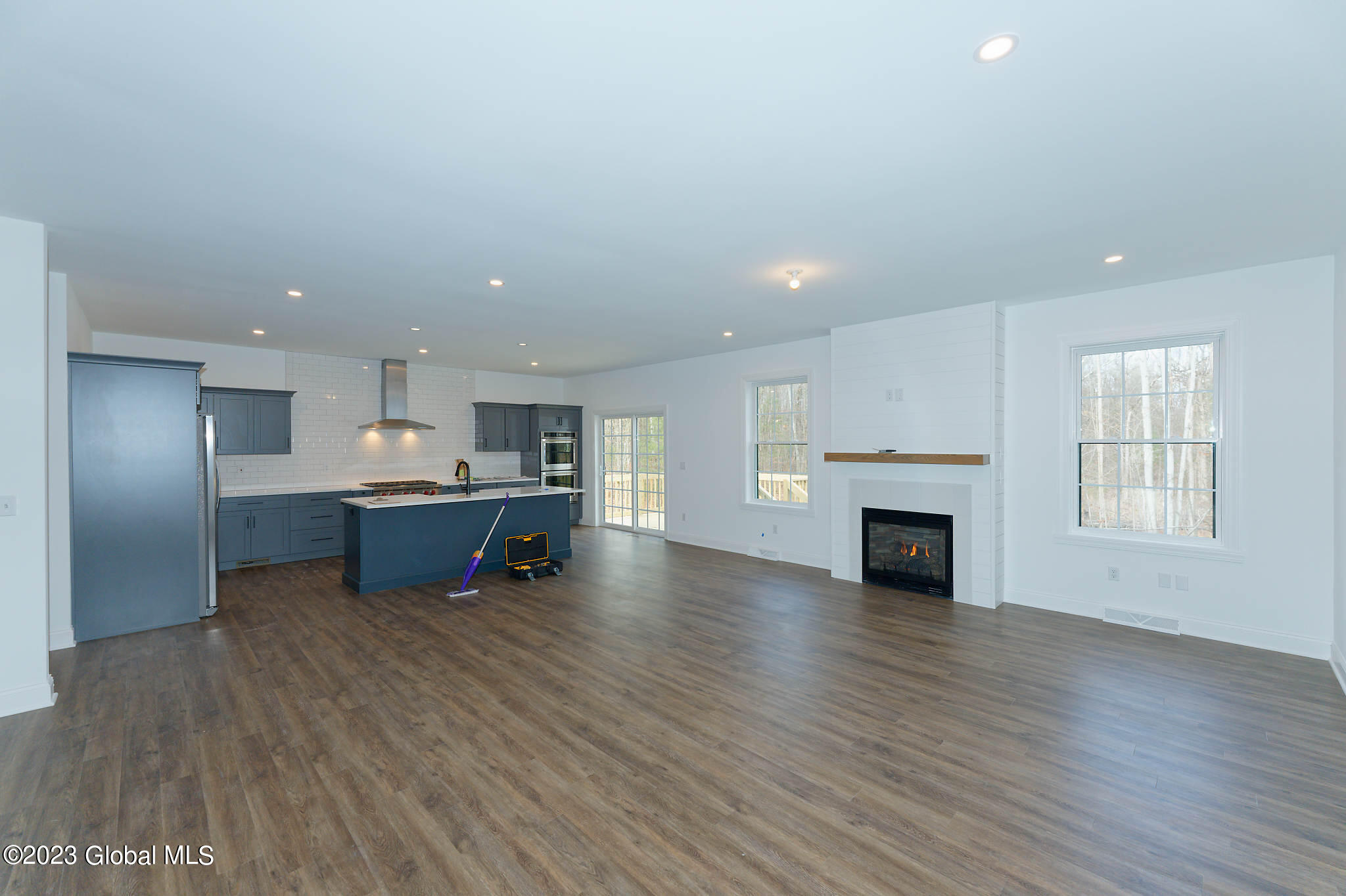 29 Tamarack Street Ballston, NY 12019 - Photo 8 of 14 2 Living 1