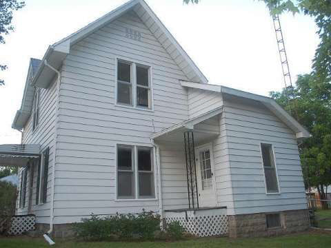 218 George Street Flushing, MI 48433 - Photo 6 of 29 20363467-5.JPG