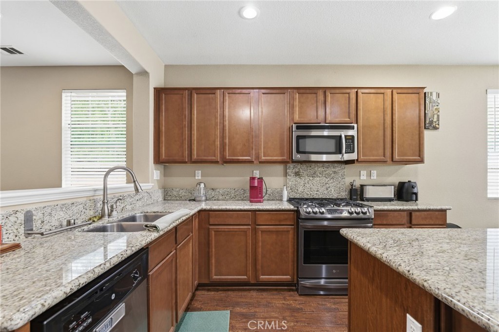 32634 Ritchart Court Temecula, CA 92592 - Photo 8 of 21