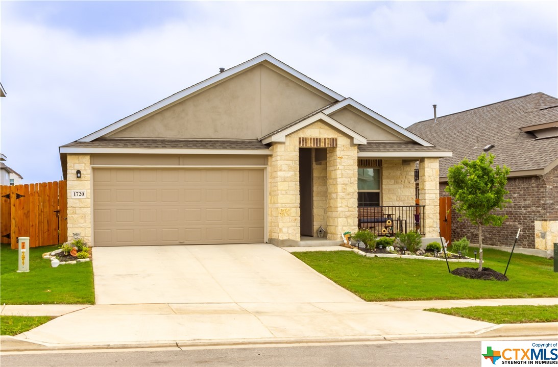 1720 Kneupper Farm, New Braunfels, TX 78132 Compass