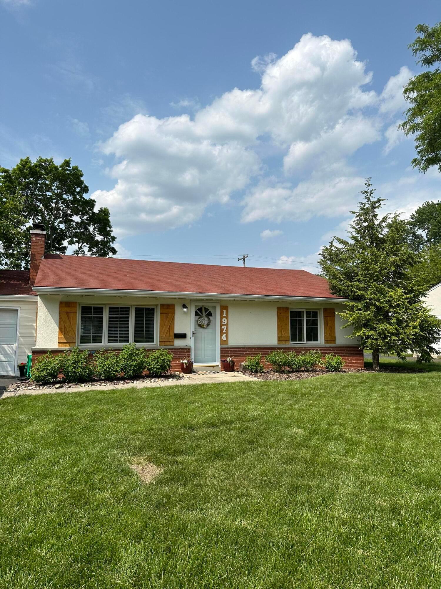 1974 Zollinger Road Columbus, OH 43221 - Photo 1 of 1 IMG-6867
