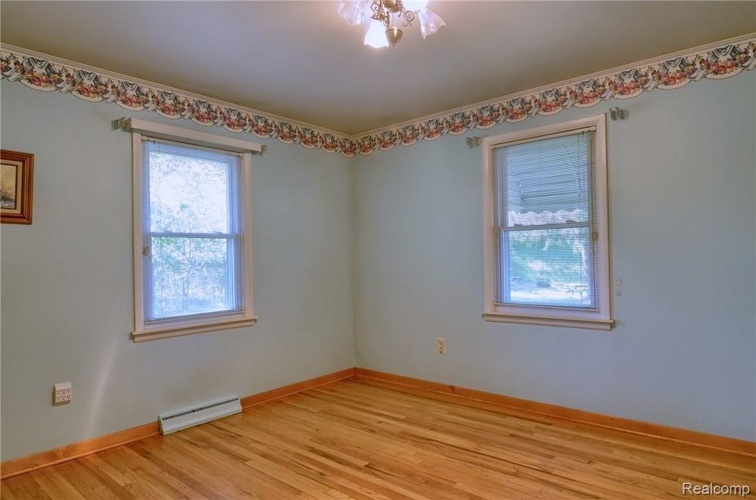 1759 West Gunn Road Rochester, MI 48306 - Photo 17 of 33 2nd_Bedroom.jpg