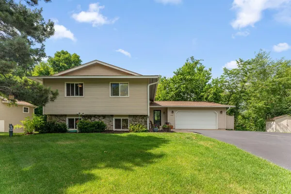 $449,900 | 16320 Lake Ridge Drive, Maple Grove, MN 55311