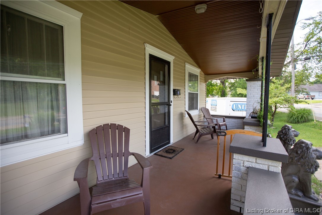 1824 Grant Line Road New Albany, IN 47150 - Photo 4 of 56 Gallery Image 4