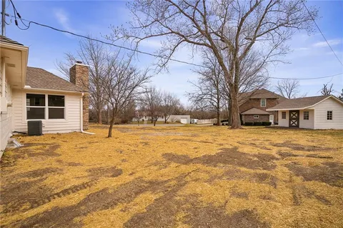 $439,000 | 1913 West Dennis Avenue, Olathe, KS 66061