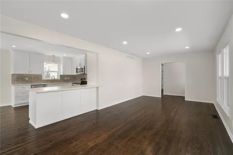 $439,000 | 1913 West Dennis Avenue, Olathe, KS 66061