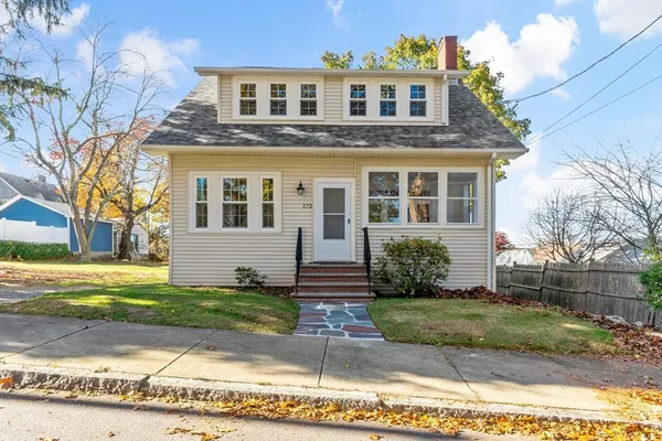$555,000 | 172 Gibbs Street, Fall River, MA 02720