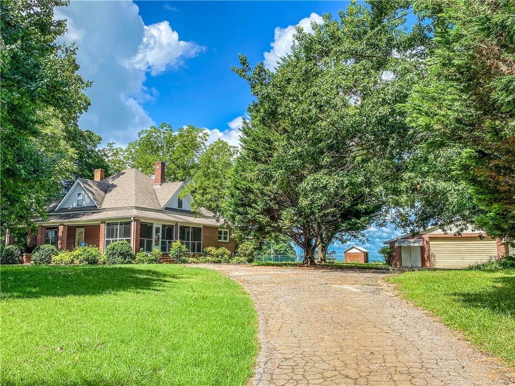 2141 Oakway Road Westminster, SC 29693 - Photo 2 of 48 Gallery Image 2