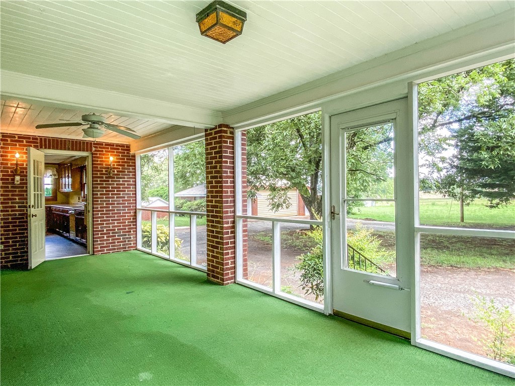 2141 Oakway Road Westminster, SC 29693 - Photo 23 of 48 Gallery Image 23