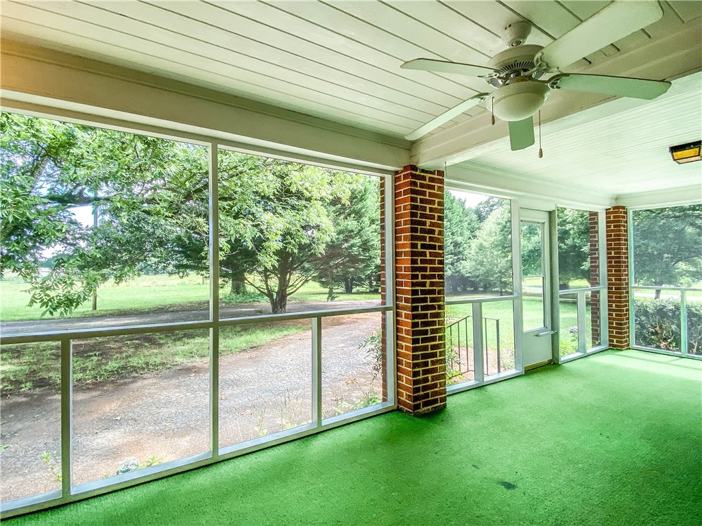 2141 Oakway Road Westminster, SC 29693 - Photo 25 of 48 Gallery Image 25