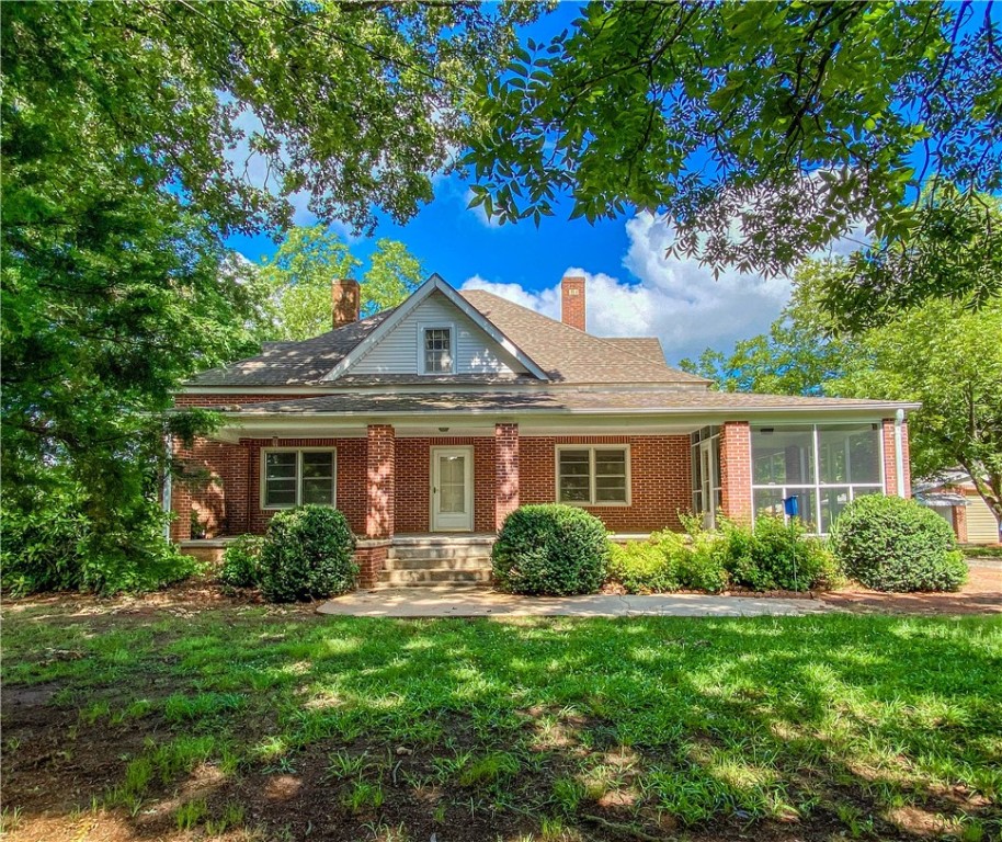 2141 Oakway Road Westminster, SC 29693 - Photo 3 of 48 Gallery Image 3