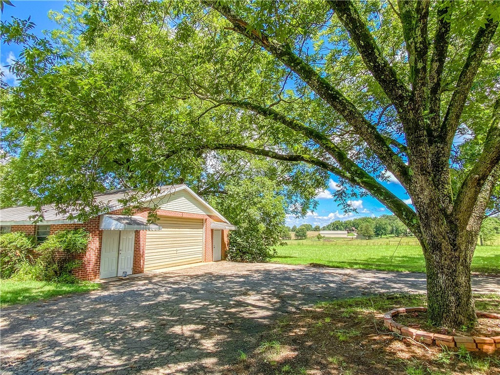 2141 Oakway Road Westminster, SC 29693 - Photo 42 of 48 Gallery Image 42