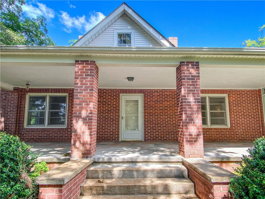 2141 Oakway Road Westminster, SC 29693 - Photo 8 of 48 Gallery Image 8