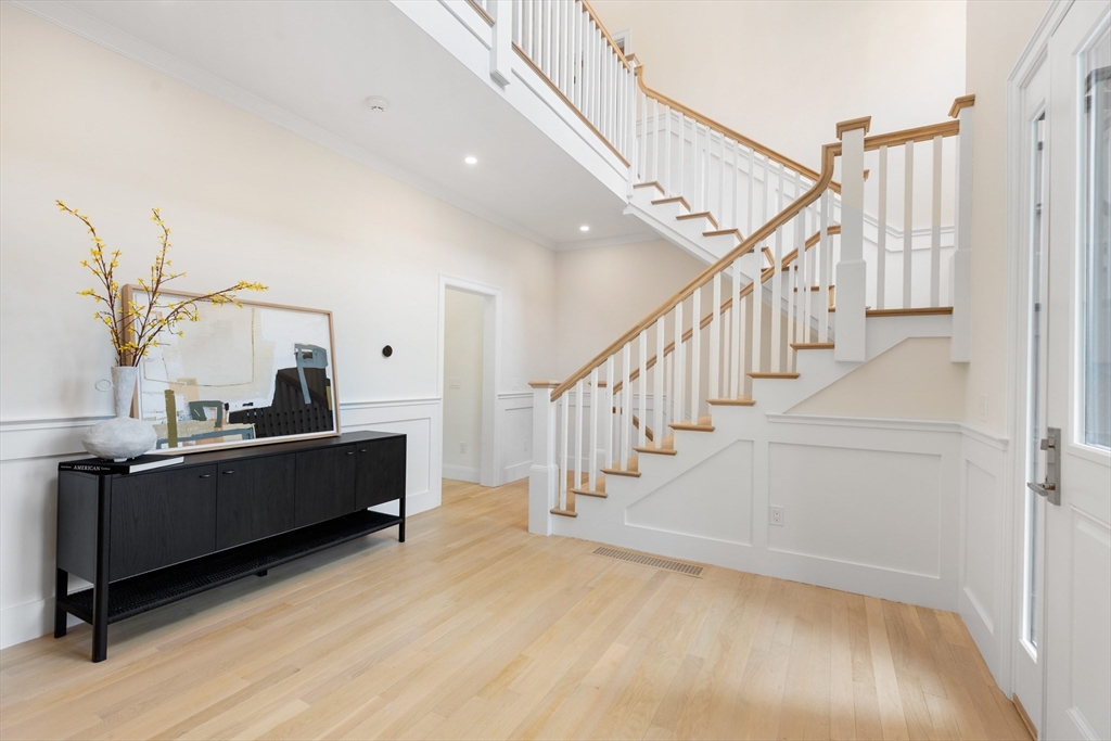 92 Hill Street Lexington, MA 02421 - Photo 5 of 41