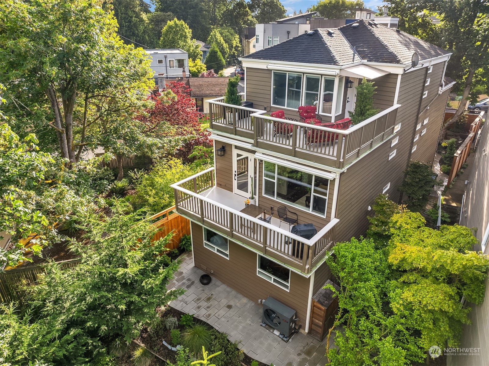 4401 Brygger Drive West Seattle, WA 98199 - Photo 36 of 36 an aerial view of a house with a yard