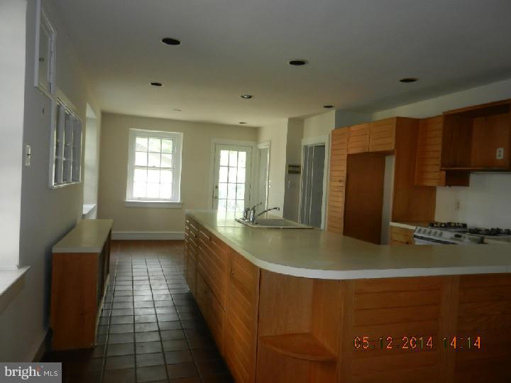 204 Avon Road Narberth, PA 19072 - Photo 6 of 24 Gallery Image 6