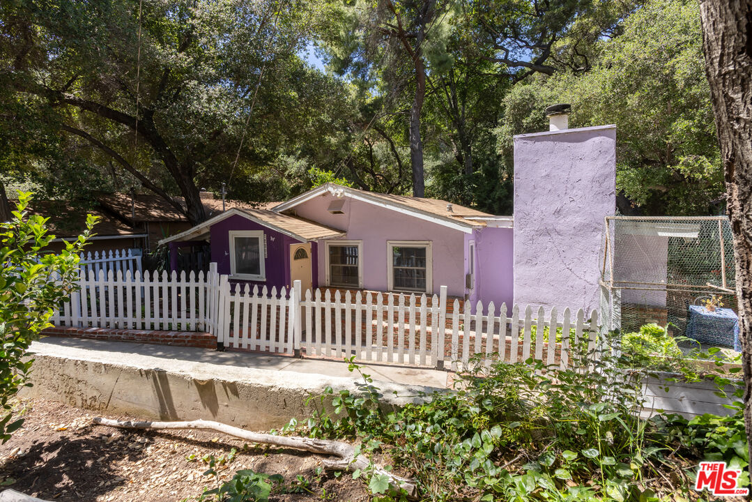 12205 Spring Trail Sylmar, CA 91342 - Photo 3 of 33